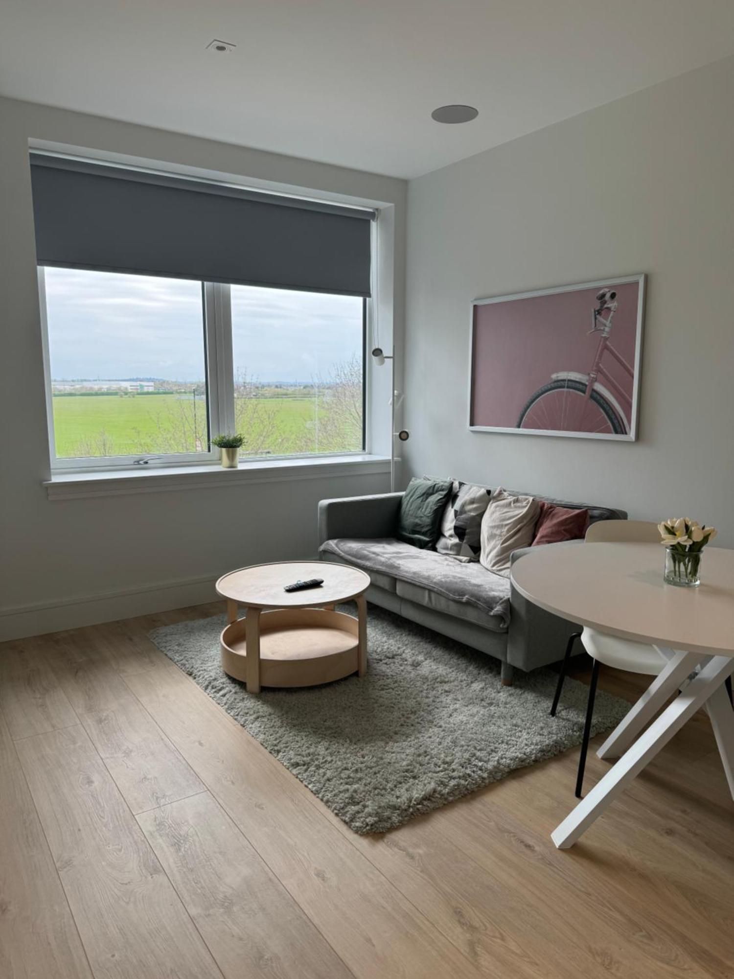 London Luxxe Suites & Apartments - London Heathrow Airport, Terminal 1 2 3 4 5 Hillingdon kerület Kültér fotó